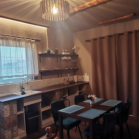 Ξενοδοχείο Αττάβυρος Έμπωνας Εξωτερικό φωτογραφία