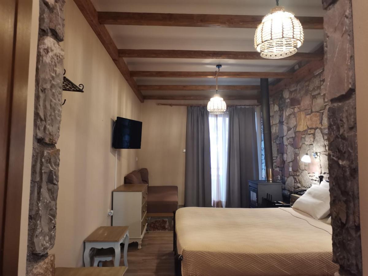 Ξενοδοχείο Αττάβυρος Έμπωνας Εξωτερικό φωτογραφία